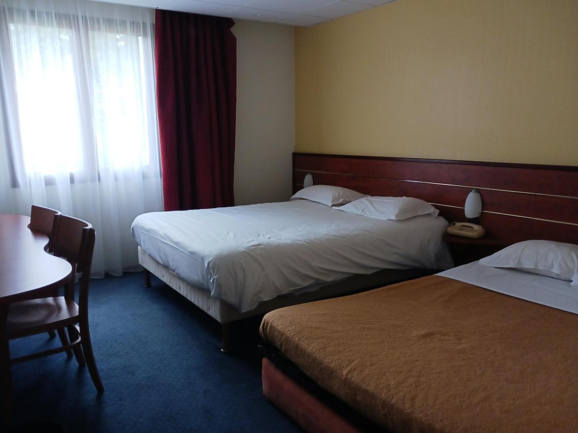 Brit Hotel Nantes Vigneux - L'Atlantel Екстериор снимка